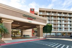  - Courtyard by Marriott Hotel Oxnard