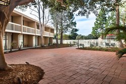  - Courtyard by Marriott Hotel Oxnard