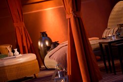  - Renaissance Hotel & Spa Glendale