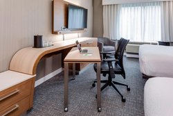  - Courtyard by Marriott Hotel Portsmouth