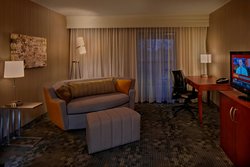  - Courtyard by Marriott Warwick - I-95, Exit 31C