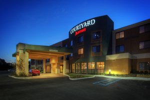 johnson courtyard marriott hotel