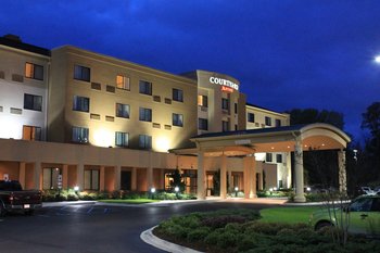 Courtyard by Marriott Vicksburg