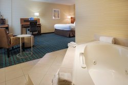  - Fairfield Inn & Suites by Marriott Belleville