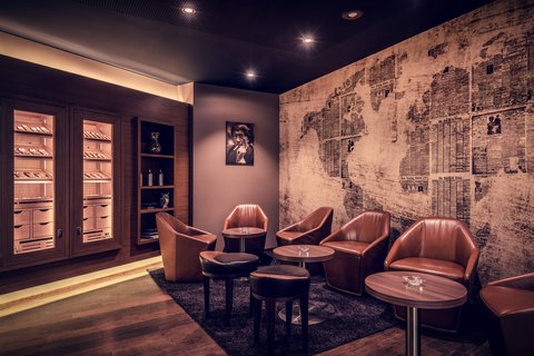 ZURICH MARRIOTT HOTEL - Photo 56