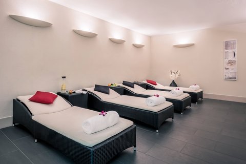 ZURICH MARRIOTT HOTEL - Photo 60