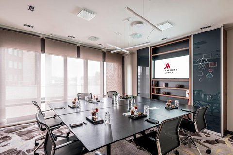 ZURICH MARRIOTT HOTEL - Photo 82