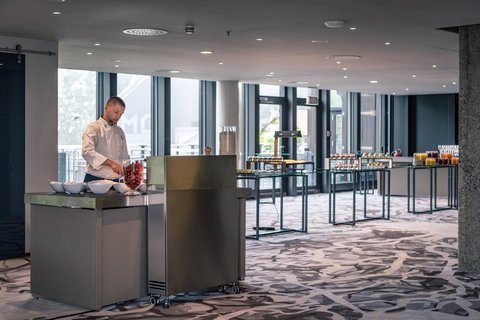 ZURICH MARRIOTT HOTEL - Photo 88