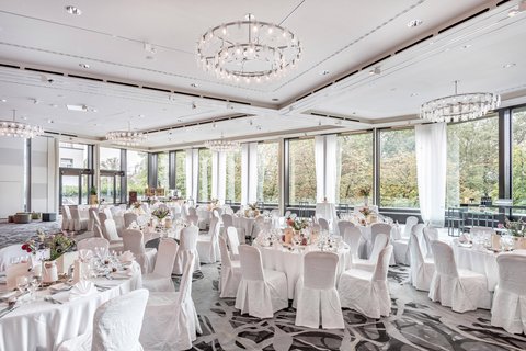 ZURICH MARRIOTT HOTEL - Photo 101