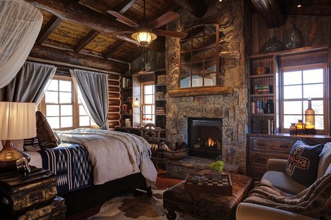 Elk Hollow Cabin Suite