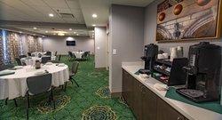  - Holiday Inn North Knoxville - I-75, Exit 108