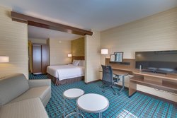  - Fairfield Inn & Suites by Marriott East Square Mall Wichita - I-35, Exit 50