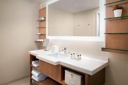  - Delta Hotel by Marriott Everett - I-5, Exit 194