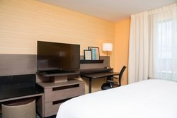  - Fairfield Inn & Suites by Marriott Medina - I-71, Exit 218