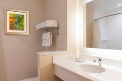  - Fairfield Inn & Suites by Marriott Medina - I-71, Exit 218