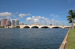  - Holiday Inn Airport West Palm Beach - I-95, Exit 69