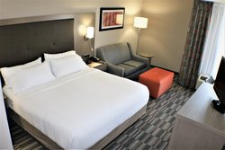  - Holiday Inn Express Woodstock - I-81, Exit 283