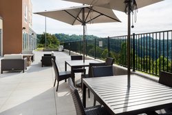  - Fairfield Inn & Suites by Marriott Huntington - I-64, Exit 11