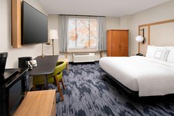  - Fairfield Inn & Suites by Marriott Landmark Alexandria - I-395, Exit 3 & 3B
