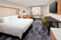  - Fairfield Inn & Suites by Marriott Landmark Alexandria - I-395, Exit 3 & 3B