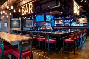 hotel marriott detroit courtyard downtown applebees