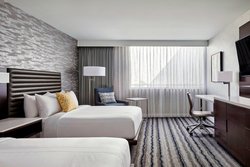  - Marriott Hotel Ventura - US 101, Exit 68