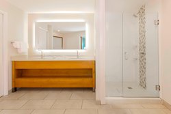  - Courtyard by Marriott Solana Beach - I-5, Exit 36