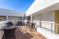  - Holiday Inn Express Los Angeles