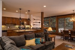  - Lodge At Lionshead Vail - I-70, Exit 176