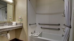  - Holiday Inn East Meridian - I-20 & I-59, Exit 154