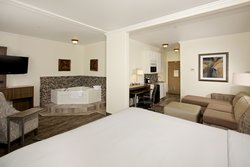  - Holiday Inn Express & Suites Paso Robles
