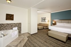  - Holiday Inn Express & Suites Paso Robles