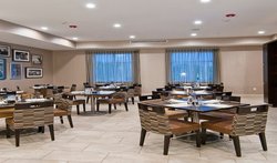  - Holiday Inn Airport Austin