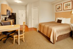  - Candlewood Suites Northeast Harrisburg - I-81, Exit 72