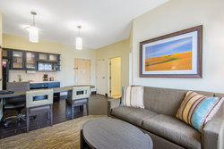  - Candlewood Suites Jefferson City