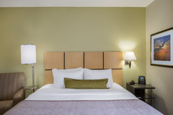  - Candlewood Suites Jefferson City