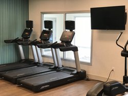  - Holiday Inn Express & Suites Hannibal