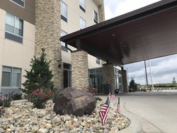  - Holiday Inn Express & Suites Hannibal