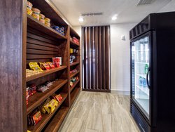  - Holiday Inn Express & Suites Moore - I-35, Exit 118