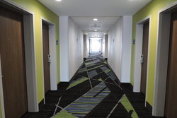  - Holiday Inn Express & Suites Moore - I-35, Exit 118