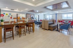  - Holiday Inn Express & Suites Vandalia - I-70, Exit 61