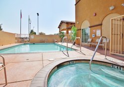  - Holiday Inn Express & Suites Willows - I-5, Exit 603