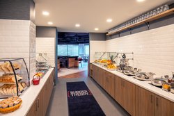  - Holiday Inn Newport News - I-64, Exit 258