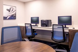  - Holiday Inn Newport News - I-64, Exit 258