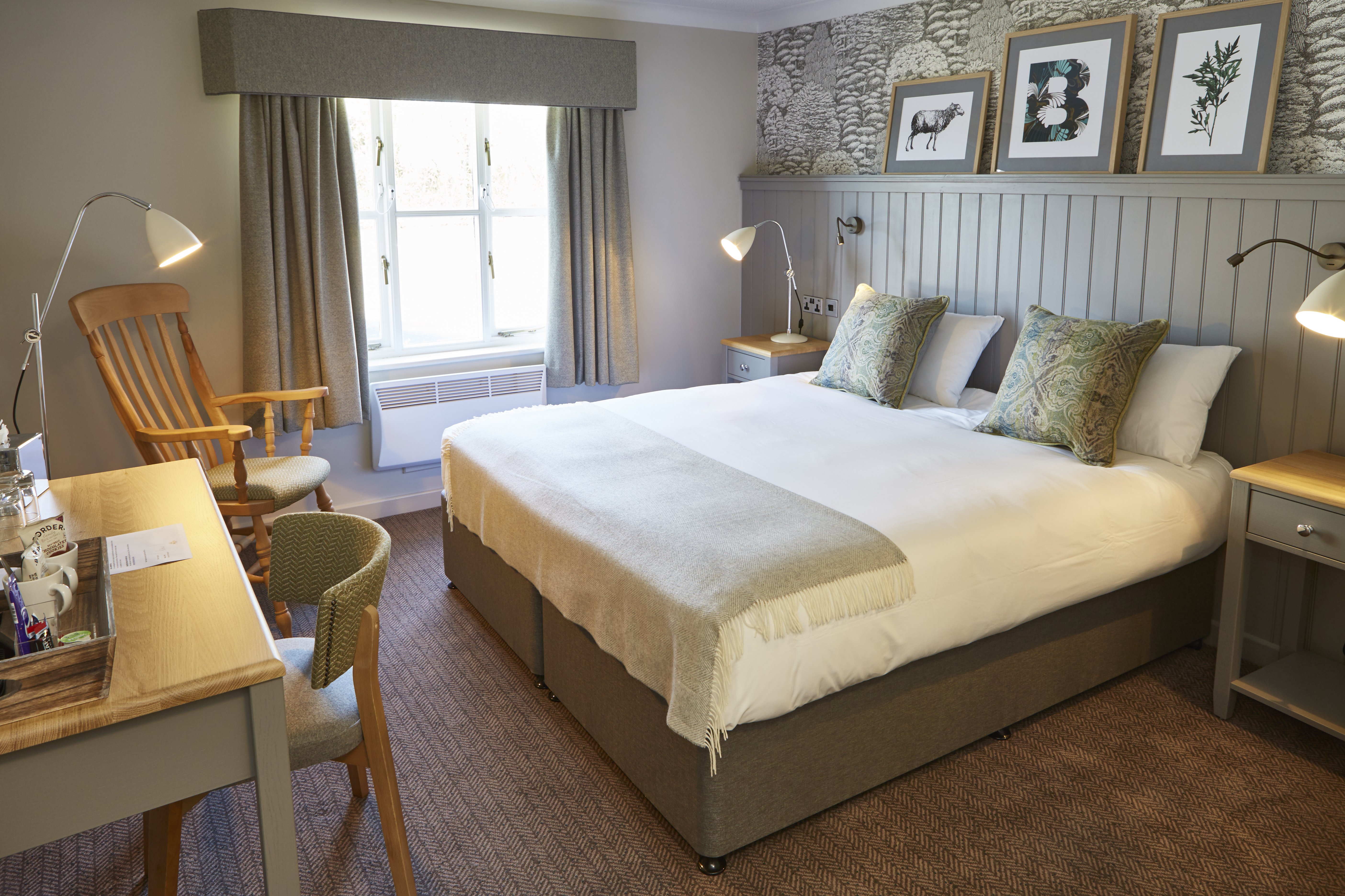 Boddington Arms Hotel-guestroom-Double Bedroom.jpg
