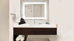  - Holiday Inn Express New Orleans East - I-10, Exit 245