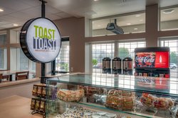  - Holiday Inn Tacoma Mall - I-5, Exits 128 & 129