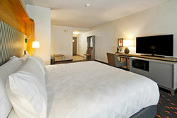  - Holiday Inn & Suites Airport North Calgary