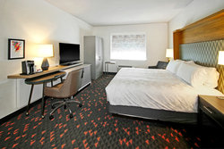  - Holiday Inn & Suites Airport North Calgary