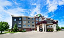 - Holiday Inn Express & Suites Grand Forks - I-29, Exit 138